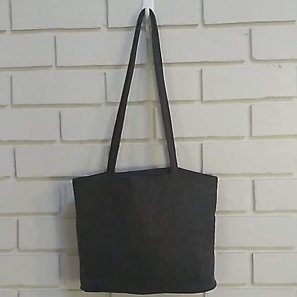 Modern Elements Gray Wool Feel Shoulder Bag. - Picture 4 of 8